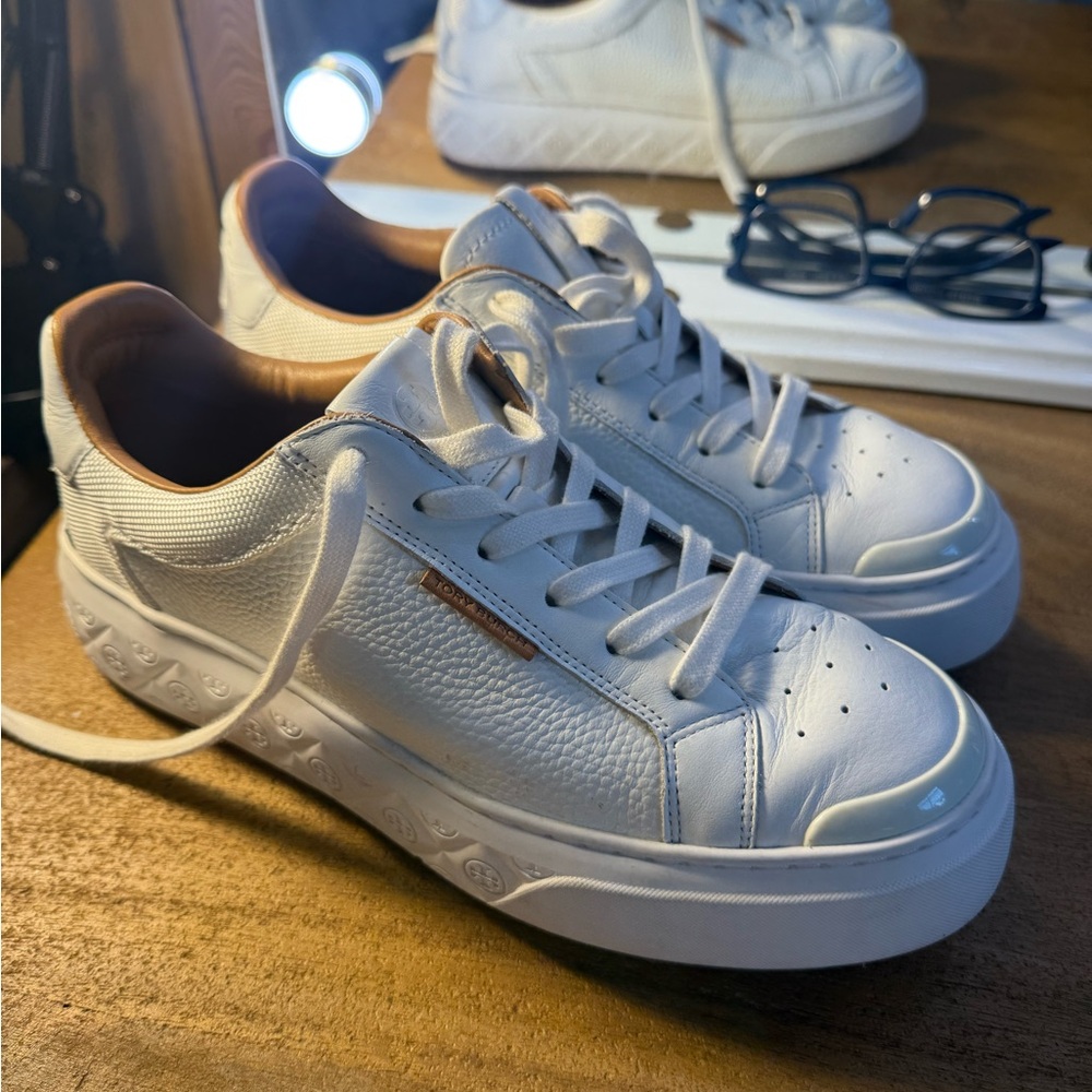 Tory Burch Ladybug Sneakers – White – Women’s Size 8